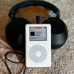 Modded iPod Classic 4th Gen Photo