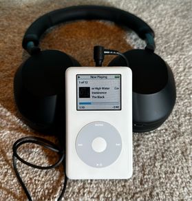 Modded iPod Classic 4th Gen Photo