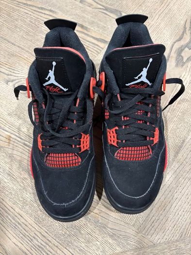 Nike Air Jordan 4 Retro