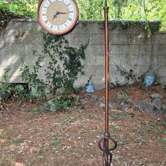 Vintage style free standing clock