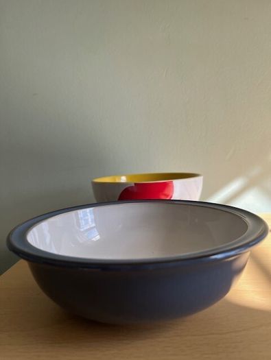 4 x Weetabix 70th Anniversary And 1 x Cornflakes Cereal Bowls. In Excellent Condition Total 6 cereal Bowls