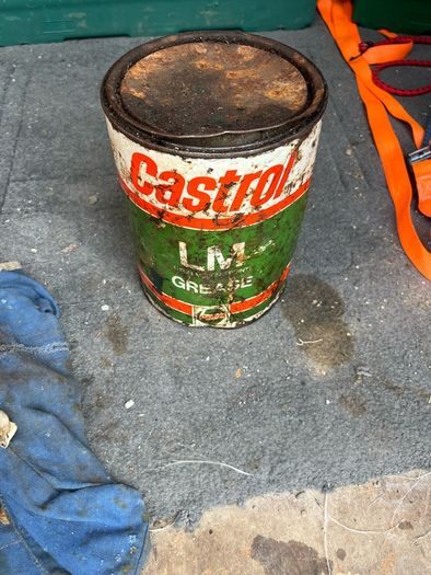 Old castrol grease tin