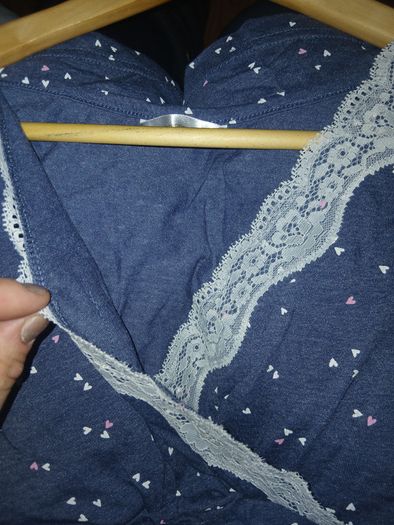 Maternity/Breastfeeding nighties (M/10-14)