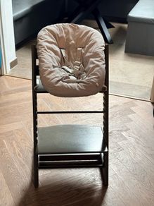 Stokke Tripp Trapp Oak Warm Brown Chair with Newborn Set