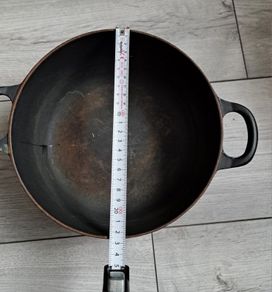 le creuset cast iron casserole