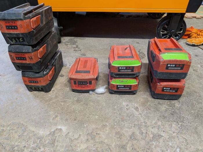hilti batteries