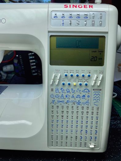 Singer (Made by Juki) Professional XL-10/CXL/Futura 6000 Sewing and Embroidery Machine - Serviced - Very high quality machine!