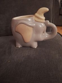Ceramic Mug .. Disney Dumbo the Flying Elephant .. Price Drop