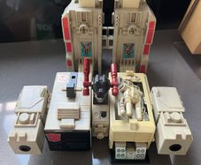 Transformers G1 Metroplex for parts