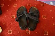 sandles