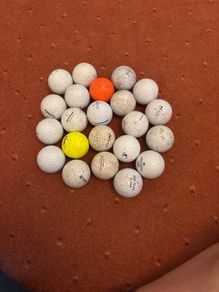 22 mixed golf balls