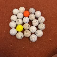 22 mixed golf balls