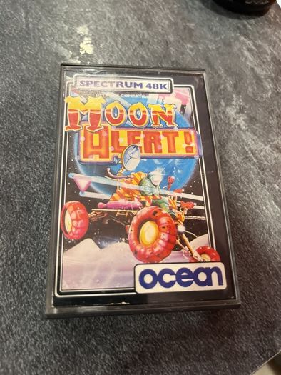 RARE ZX Spectrum Moon Alert (Ocean Software, 1984) - Immaculate Bob Wakelin Artwork