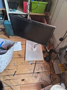 TV Not Smart on Arm