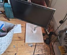TV Not Smart on Arm