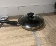 Non stick pan from Amway