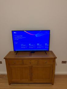 Samsung Q60 43 inch