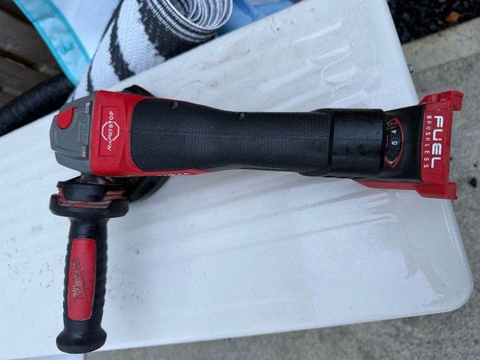 Milwaukee M18 FUEL Angle Grinder + Battery Excellent Working Order