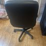 desk chair Image 3