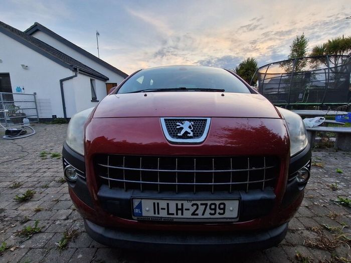 Peugeot 3008 2011