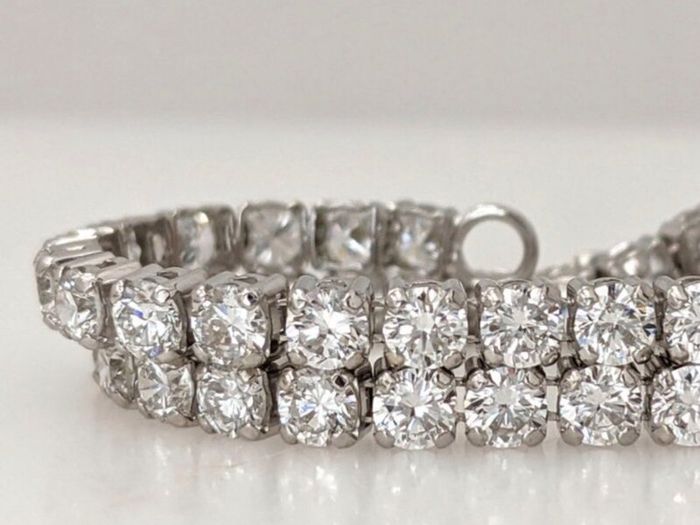 5ct IGI Certified Lab-Grown Diamond Tennis Bracel