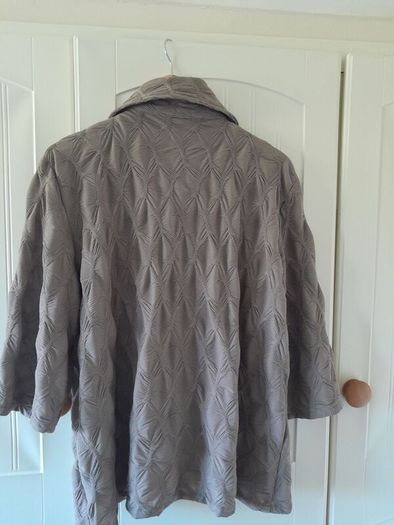 Neslay Jacket