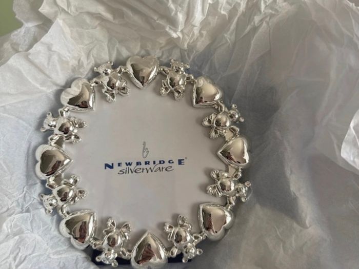 Silver plated frame, hearts and bears
