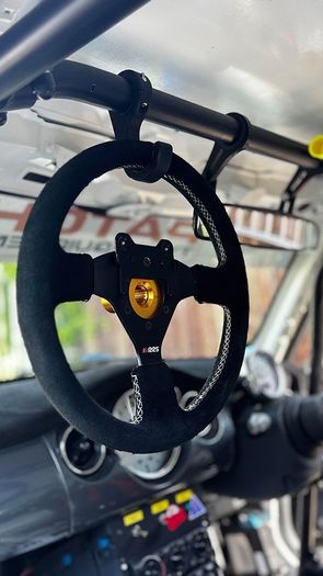 3D-PRINTED steering wheel/ helmet hook