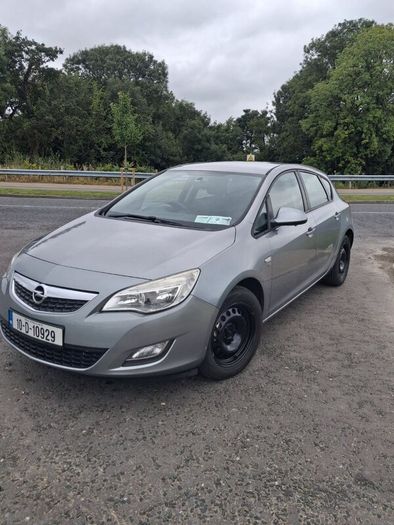 Opel Astra J 2010
