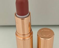 Charlotte Tilbury lipstick