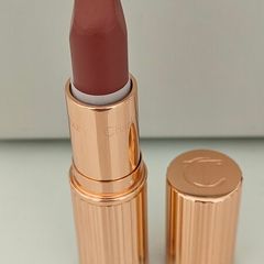 Charlotte Tilbury lipstick