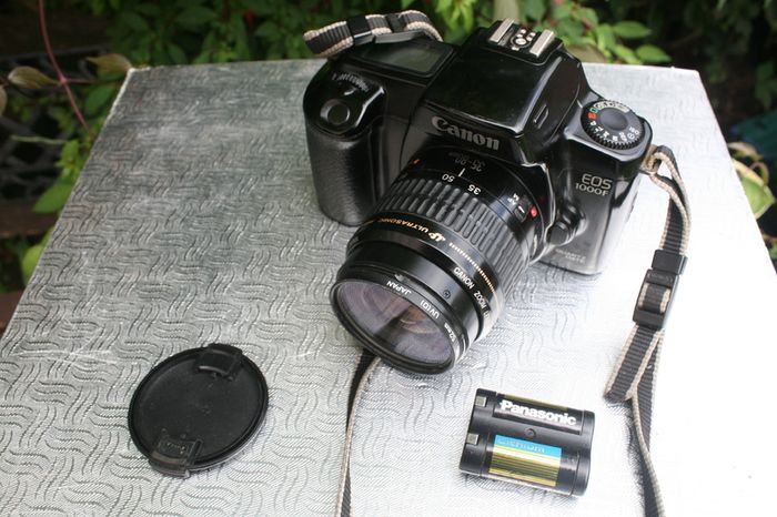 Canon EOS 1000f with 28-80mm Canon EF zoom lens