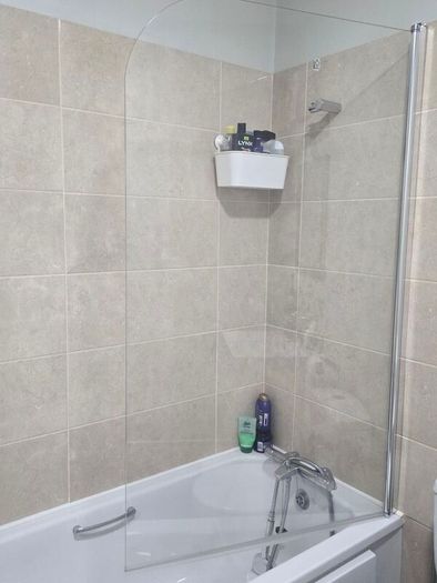 bath and shower glass screens