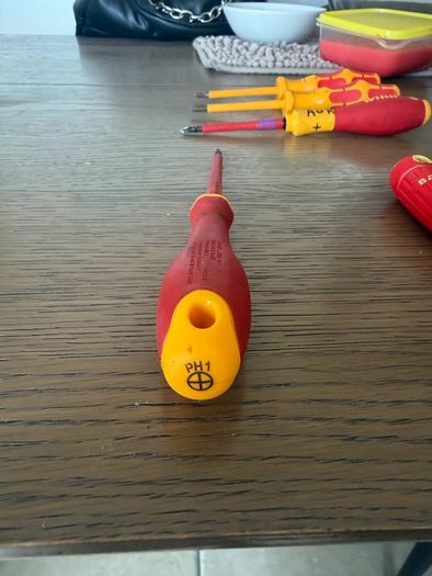VDE Philips Screwdrivers PH0/PH1 1000v rated