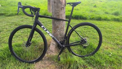 Road Bike Cube Size M(56)