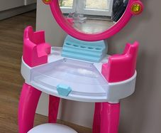 Barbie Dressing Table & stool