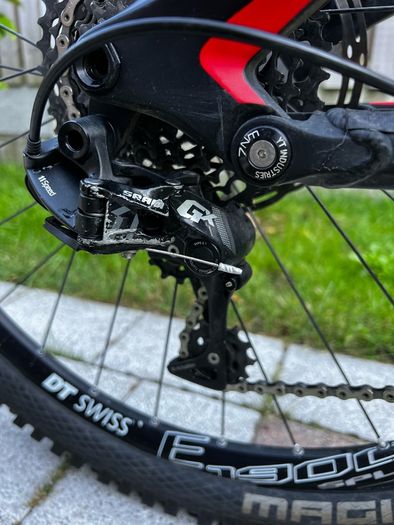 YT Capra mountain bike - Medium