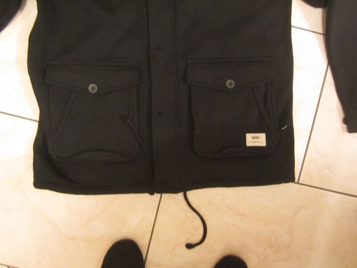 Vans     Size X Large     Black