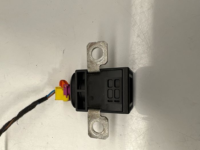 4F0915519 For Audi A4 A5 A6 Q5 Q7 Battery Fuse Overload Protection Trip A2l4b6s