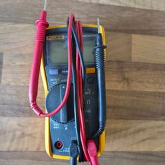 Fluke 117 Multimeter
