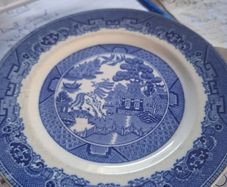 Antique Blue Willow transferware side plate,