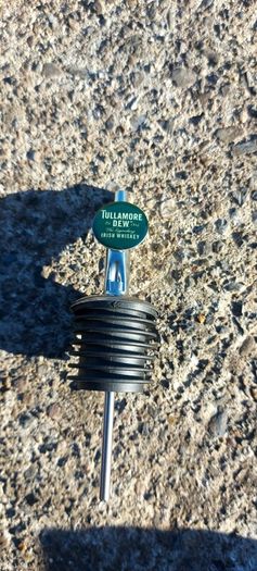 tullamore pourer brand new,price includes post to anywhere in Ireland thank you, sold as is ,see pictures. Or if buyer collects cheaper,