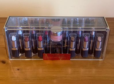 The Colour Institute - Enchanting lips