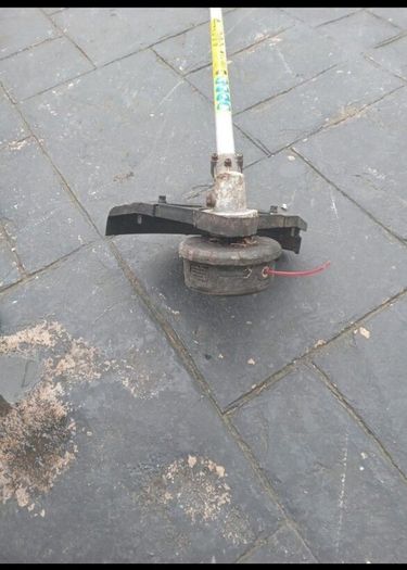 Titan TTK587GDO strimmers