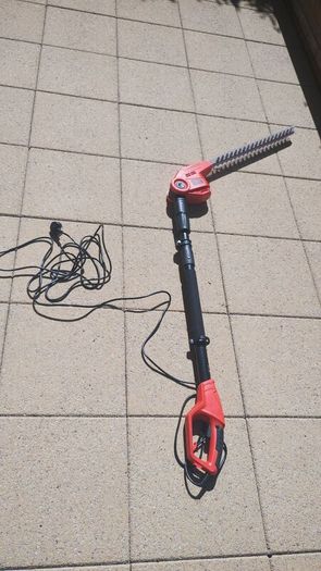 Black and Decker Hedge Trimmer 51cm 550W