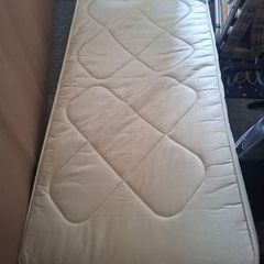 Single bed