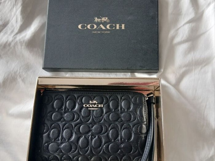 Coach Leather Wristlet Bag. New.
