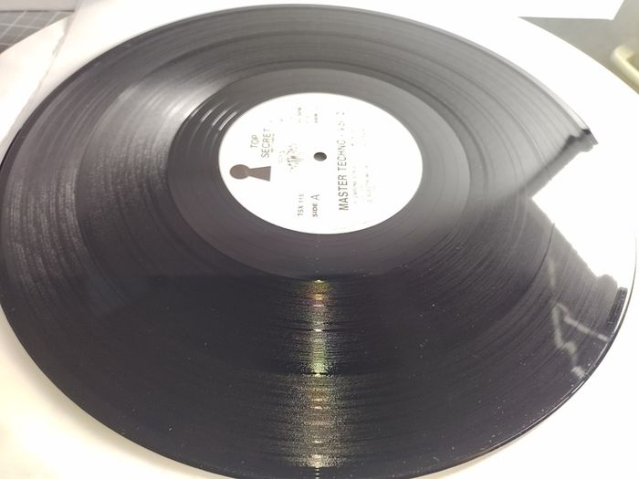 Master Techno - Volume 2 - Top Secret Records - ITALIAN Pressing - Quality Early 90s TECHNO!
