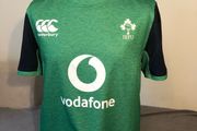 Ireland rugby training T-shirt perfect condition XL