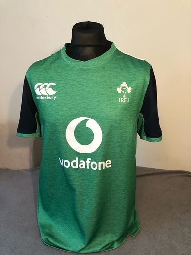 Ireland rugby training T-shirt perfect condition XL